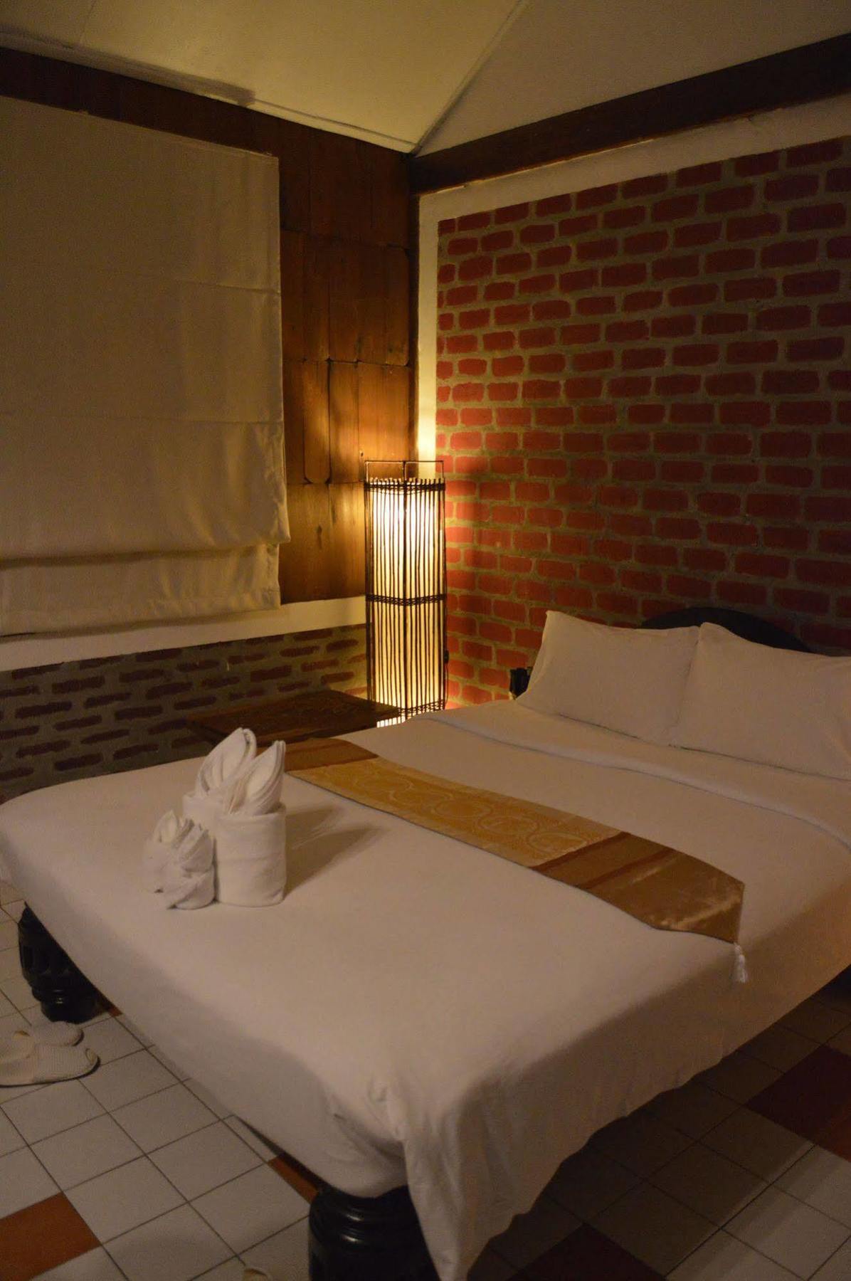 Baan Thai Homestay By Bgb Villas Kata Beach  Exteriör bild