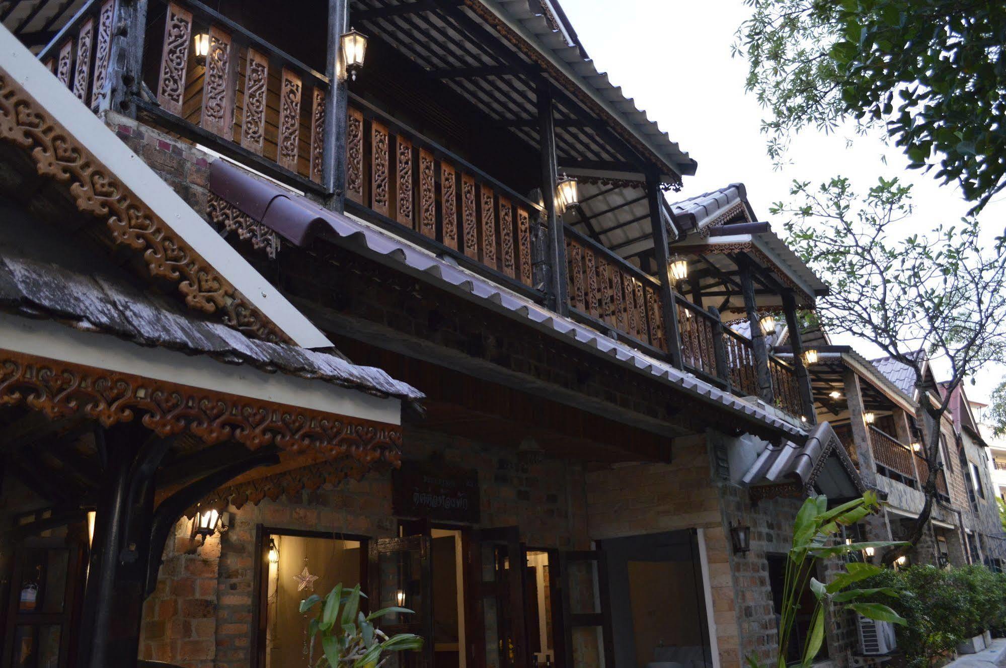 Baan Thai Homestay By Bgb Villas Kata Beach  Exteriör bild